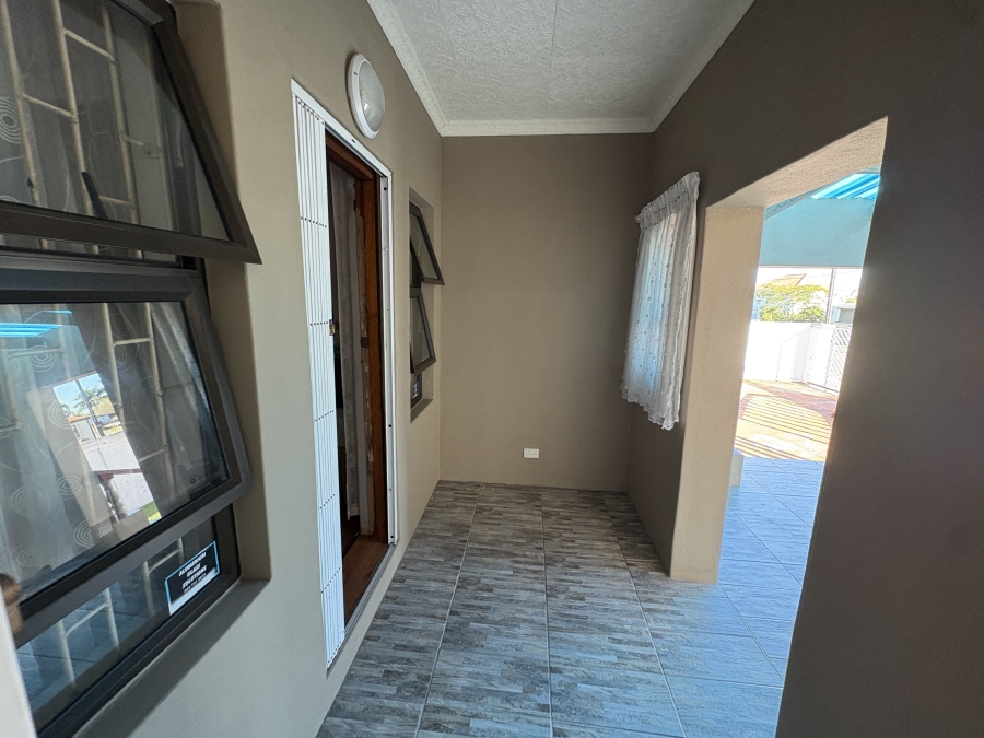 3 Bedroom Property for Sale in Cambridge Eastern Cape